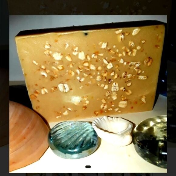 𝅺HAND crafted BERGAMOT & OATS SOAP BAR - Picture 6 of 7